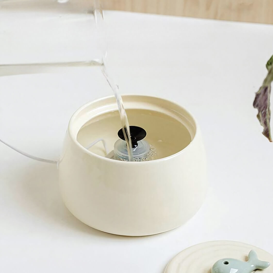 ミニくじらの噴水 自動給水器 セラミック製