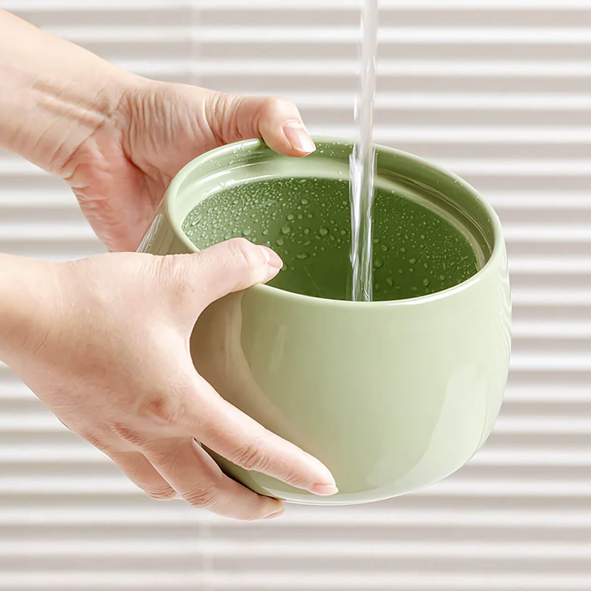 ミニくじらの噴水 自動給水器 セラミック製
